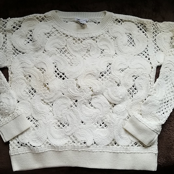 CLUB MONACO Top - Picture 4 of 11